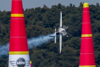 Red Bull Air Race Rovinj HJG20150530_35